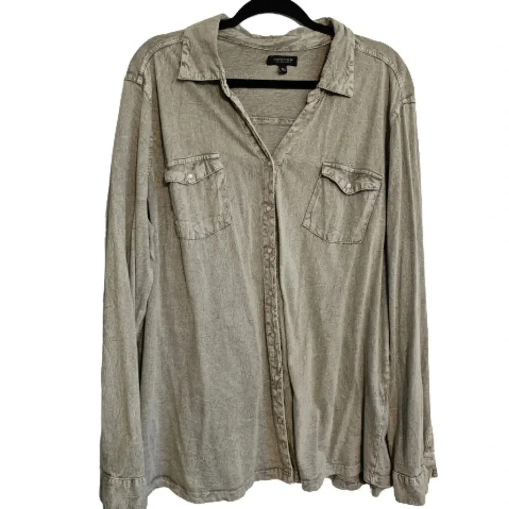 Spense Woman Grey Denim-Look Knit Snap Up Shirt
